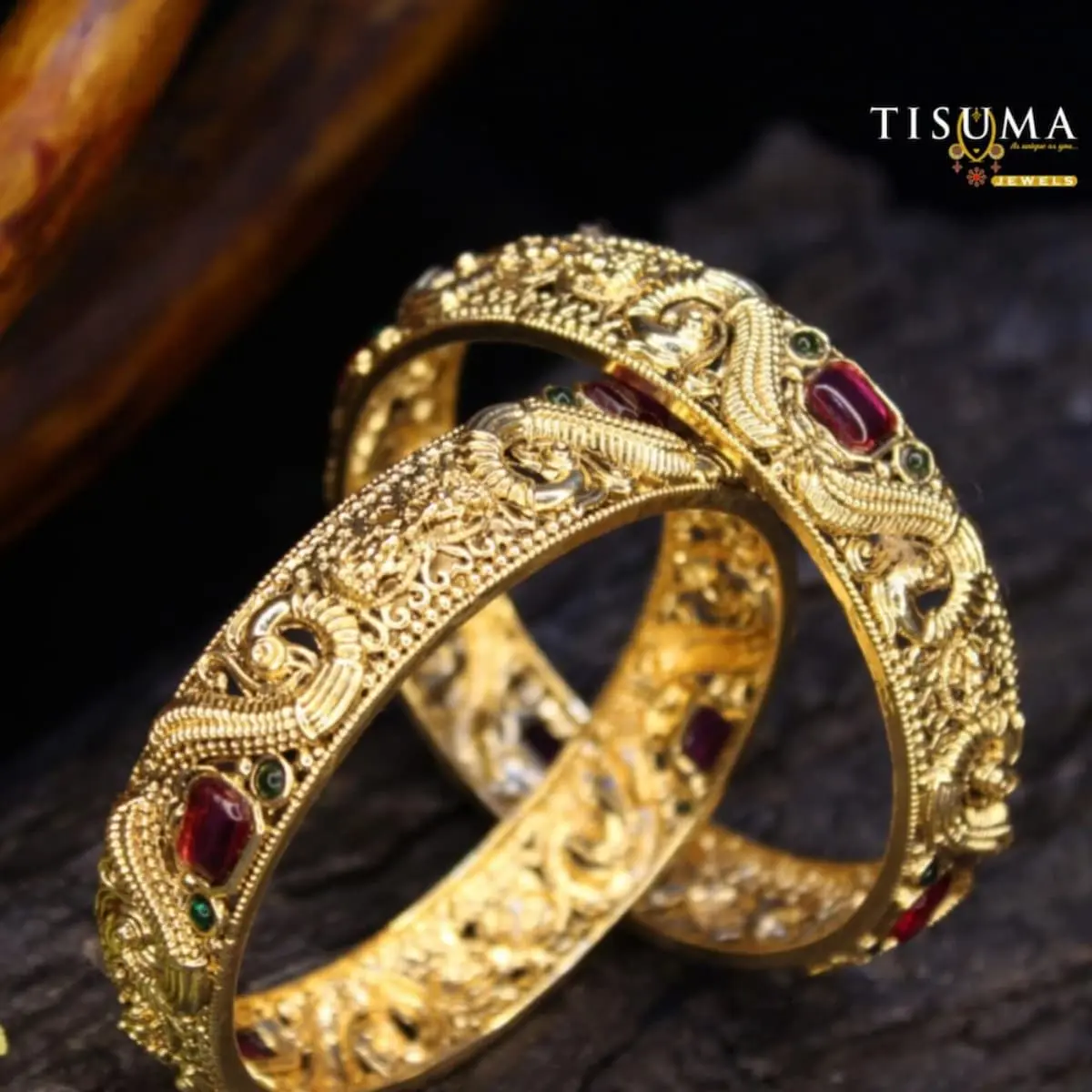 Annapakshi Kemp Kada Bangles